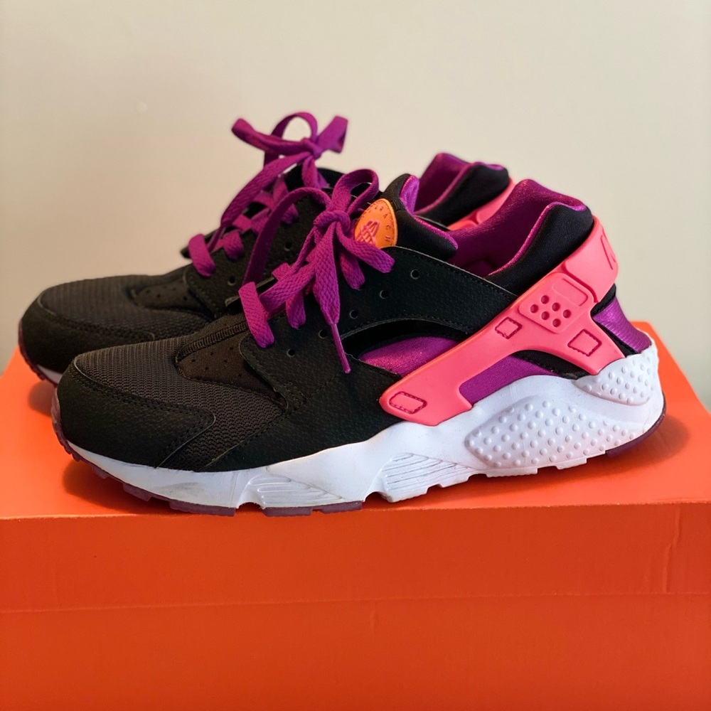 Nike Black with Pink and Purple Athletic Sneakers